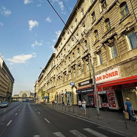 R69 Apartment