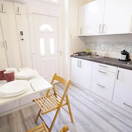 R69 Apartment